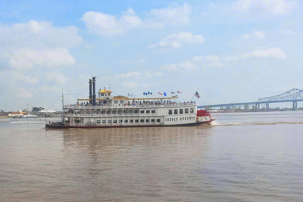 Cruise the Mississippi River on an Old-Fashioned Paddlewheeler